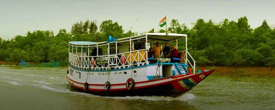 boating at sundarbans