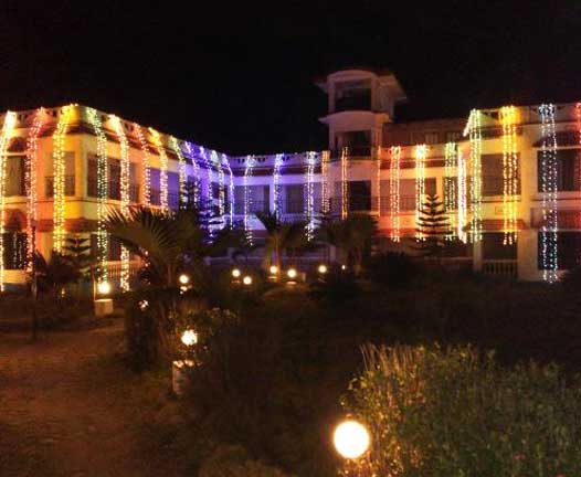 suranjana holiday resort
